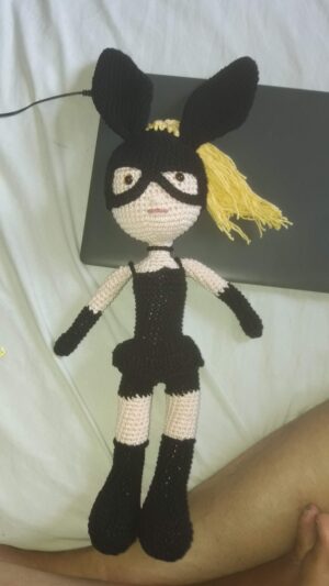 Boneca amigurumi Ariane  Grande
